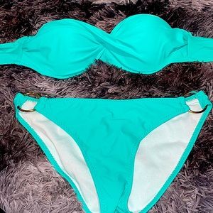 Turquoise Bathing Suit. Two piece.